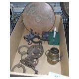 VINTAGE APPLE PEELER (NO CLAMP), CAST IRON RINGS>>