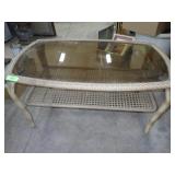 WICKER COFFEE TABLE W/ GLASS TOP 29 x 23 x 19