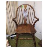 VINTAGE WINDSOR CHAIR