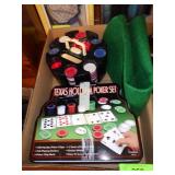 TEXAS HOLD'EM POKER SET, PUZZLE MAT, POKER CHIPS