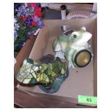 2 UNTESTED SOLAR YARD ART FROGS