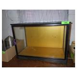 VTG DISPLAY CASE  24 x 12 x 18  ***NO SHIPPING***