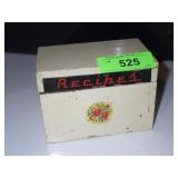 VINTAGE WOODEN RECIPE BOX W/ RECIPES