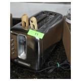 CUISINART TOASTER (TURNS ON - NEEDS CLEANED)