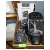 EMERIL LAGASSE PASTA & JUICE MAKER (APPEARS NEW)