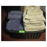 ASST. TOWELS, HAND TOWELS & WASH CLOTHS (HAMPER >>