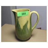 VINTAGE SHAWNEE CORN KING PITCHER #71 **CHIP >>>>>
