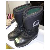 MENS SOREL LINED BOOTS (SIZE 10)