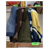 ASST. FLEECE THROWS