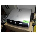 GEORGE FORMAN GRILL - TURNS ON