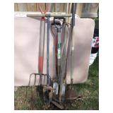 PITCHFORK, SHOVELS, POST HOLE DIGGER, EDGER, ETC >