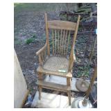 VINTAGE OAK HIGHCHAIR - NO TRAY