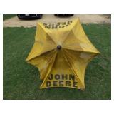 VINTAGE JOHN DEERE TRACTOR IUMBRELLA