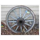 VINTAGE WAGON WHEEL 31"