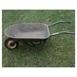 VINTAGE CHILDS METAL WHEELBARROW