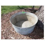 GALVANIZED WASH TUB (PRE DRILLED HOLES FOR PLANTS)