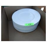 8 VTG KPM ARKADIA PORCELAIN DINNER PLATES (1 W/ >>