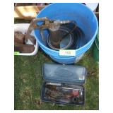 HOLE SAWS, DRILL BRUSHES & BITS, GREASE GUN, TIN>>