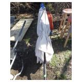 10" PATIO UMBRELLA W/ SOLAR LIGHTS - WORKS