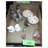 SALT & PEPPER SHAKERS, DIVIDED DISH & SINGLE>>>>