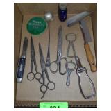 VTG BOTTLE OPENERS, MAYS SHOE STORE SHOE HORN >>>>