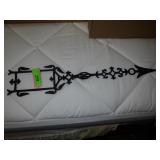 VINTAGE CAST IRON WEATHER VANE ARROW (NO GLASS) >>