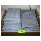 2 QUEEN SHEET SETS
