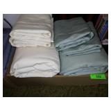 2 SIMPLY VERA QUEEN SHEETS SETS