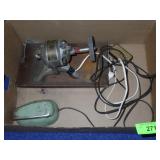 VINTAGE HAMILTON BEACH HOME MOTOR (TURNS ON)