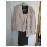 KASPER 3 PC PANT SUIT 18