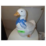 DUCK COOKIE JAR (COLD PAINT NEEDS REPAINTED)