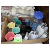 VTG RAFIA WARE TUMBLERS & CUPS, PLASTIC BOTTLES>>>