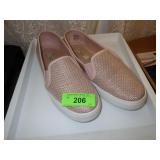 SIMPLY VERA SHOES - SIZE 10