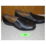 NATURAL SOUL LEATHER SHOES - SIZE 10M