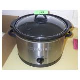 CHEFMAN SLOW COOKER - TURNS ON