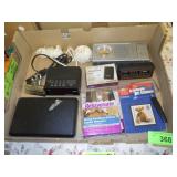 ADVANCE ALARM CLOCK (TURNS ON), RADIO SHACK >>>