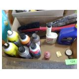 GUMOUT, OIL, STARTING FLUID, WINDSHIELD WIPER >>>>
