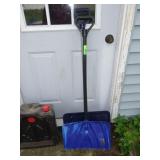 2 SNOW SHOVELS