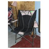 REALTREE PINK CAMO FOLDING CHAIR (NO BAG)