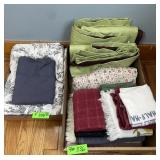 KING? DUVET COVER, 2 PILLOWCASES, CURTAINS>>>