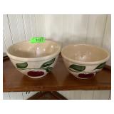 2 VINTAGE WATT POTTERY APPL BOWLS - 3 LEAVES #7>>>