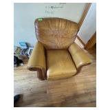 LEATHER RECLINER **BRING HELP**