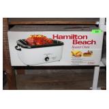 HAMILTON BEACH ROASTER OVEN - TURNS ON *APPEARS>>>