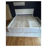 KING BED W/ DRAWERS **BRING HELP-YOU DISASSEMBLE**