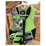 STEARNS LIFE VEST (YOUTH LARGE / ADULT XXS)