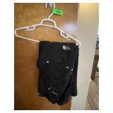 NORTH FACE HYVENT SKI PANTS (WOMENS MED)