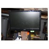 INSIGNIA 24' FLAT PANEL TV (TURNS ON) W/ ROKU >>>