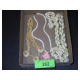 HAWAIIAN MONGO SHELL NECKLACE, PUCCA SHELL>>>