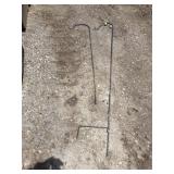 2 SHEPHERDS HOOKS