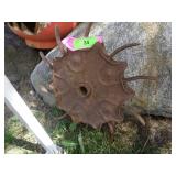 VINTAGE IMPLEMENT ROTARY HOE